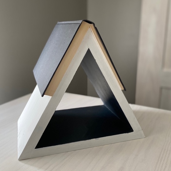 Reclaimed Pine Wood Rustic Farmhouse Book Rest - Picture 7 of 7